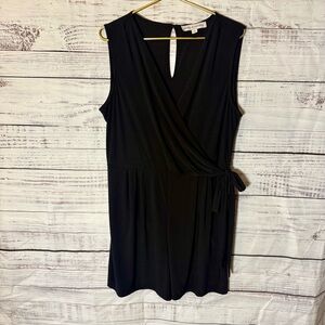 Emma & Michele Black V-Neck Romper Tie Waist Pockets